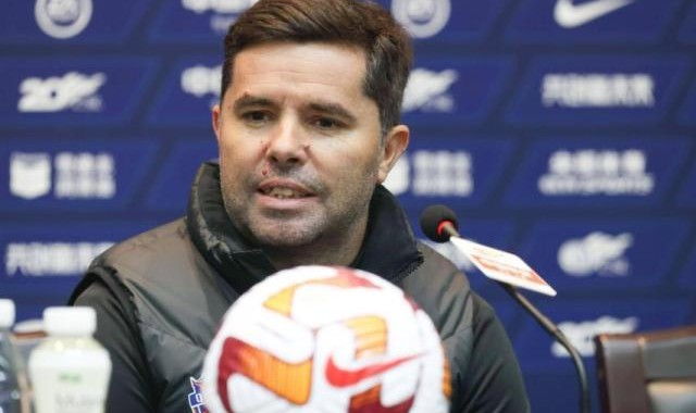 开云体育入口-刘军帅称与费莱尼关系好 安东尼奥：崔是亚洲名帅