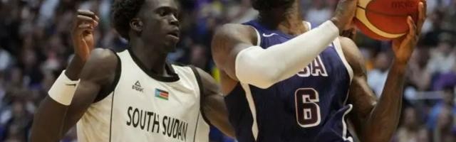 开云-还得靠我！39岁詹姆斯拯救美国队 谁说他没统治力？