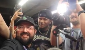 杰伦-格林提醒狄龙：动力！后者：对阵火箭时你会动力十足