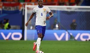 法媒：琼阿梅尼在他的家乡，主持以其名字命名的体育场的揭幕仪式